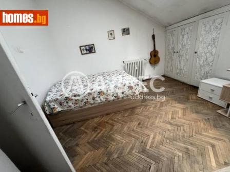 Двустаен, 68m²