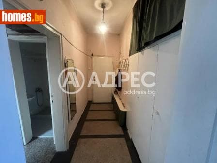 Двустаен, 68m²