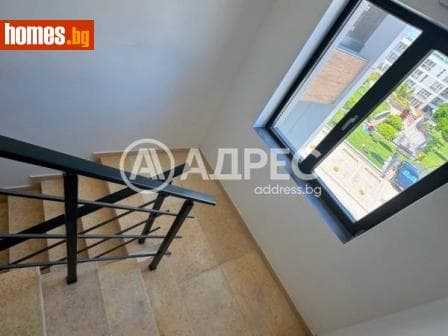 Двустаен, 68m²