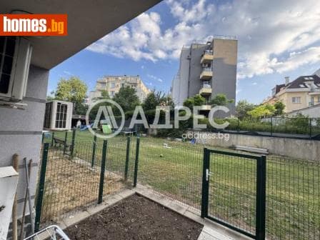 Тристаен, 115m²