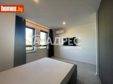 Тристаен, 94m²