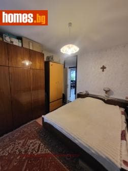 Тристаен, 85m²