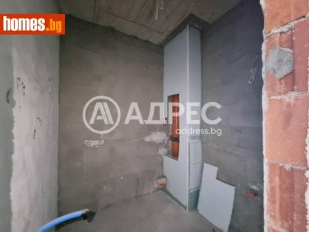 Двустаен, 79m²