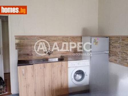 Тристаен, 88m²