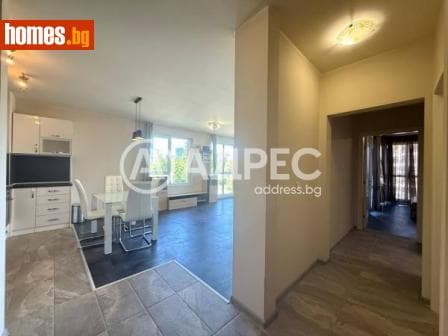 Двустаен, 71m²