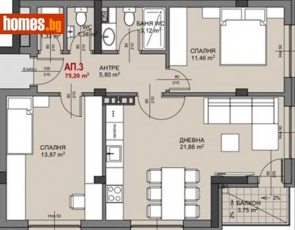 Тристаен, 93m²