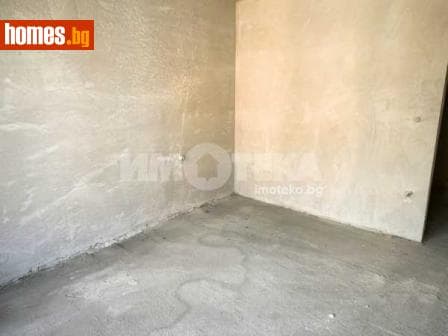 Двустаен, 81m²