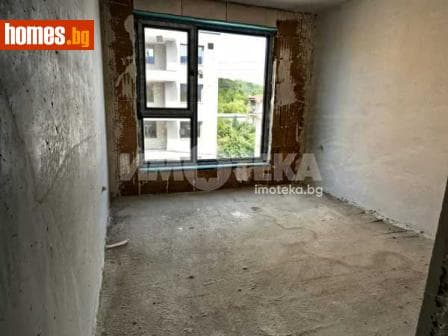 Двустаен, 81m²
