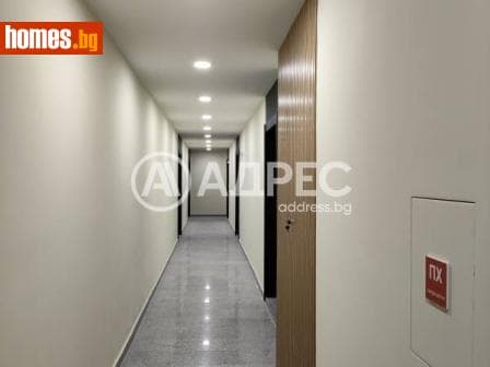 Двустаен, 61m²