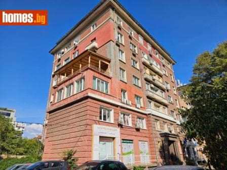 Тристаен, 104m²