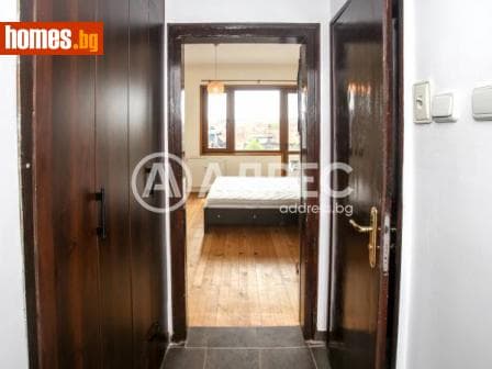 Тристаен, 118m²