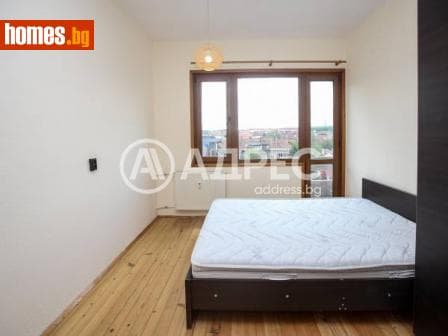 Тристаен, 118m²