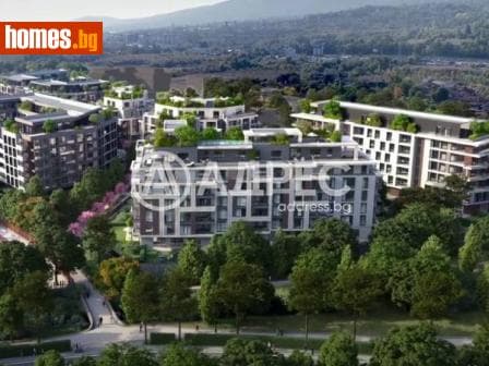 Тристаен, 125m²