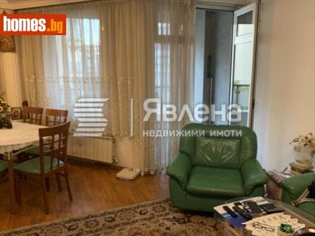 Тристаен, 113m²