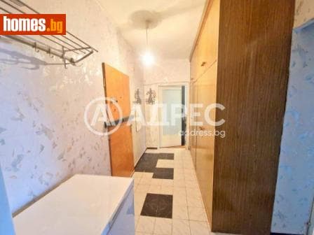 Двустаен, 72m²