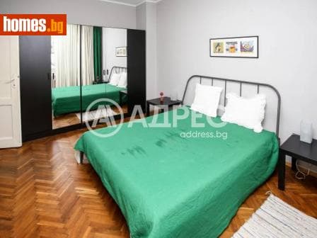 Двустаен, 77m²