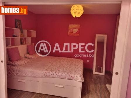 Тристаен, 100m²