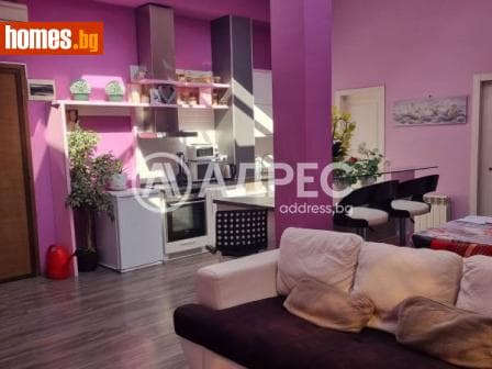 Тристаен, 100m²