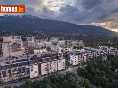 Тристаен, 104m²
