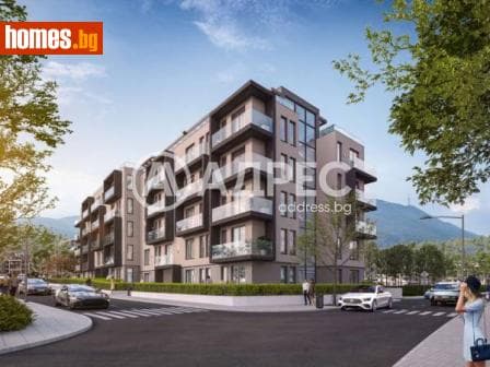 Тристаен, 91m²