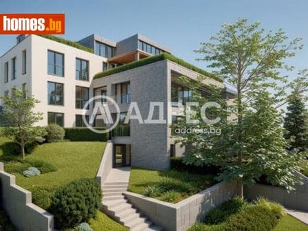 Тристаен, 207m²