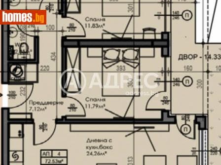 Тристаен, 92m²