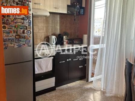 Двустаен, 60m²