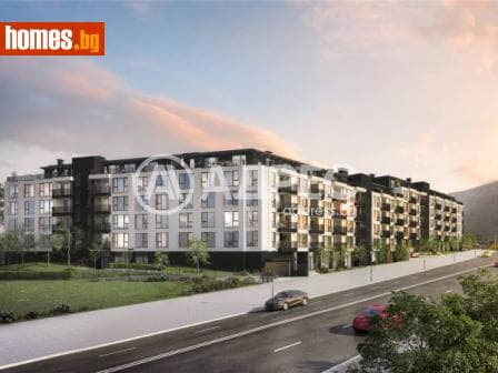 Тристаен, 111m²