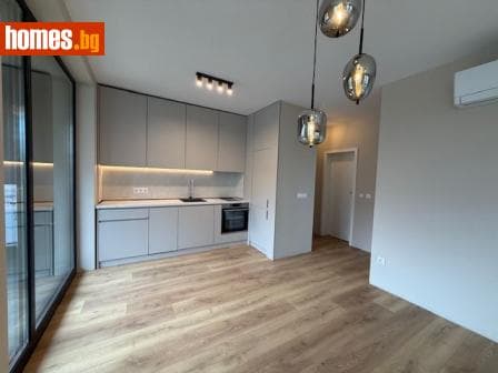 Тристаен, 109m²