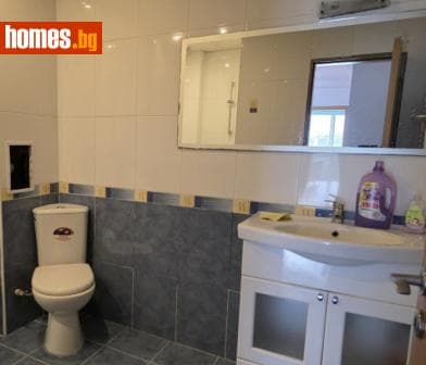 Тристаен, 177m²