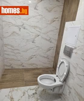 Тристаен, 85m²
