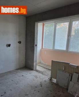 Тристаен, 85m²