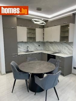 Двустаен, 81m²