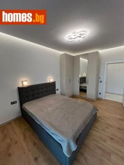 Двустаен, 81m²