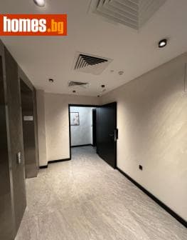 Двустаен, 81m²