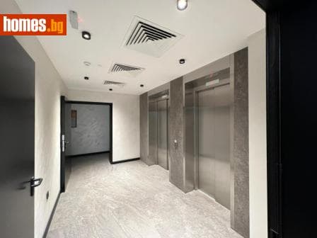 Двустаен, 81m²