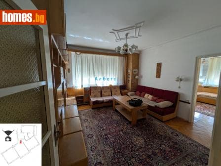 Тристаен, 83m²