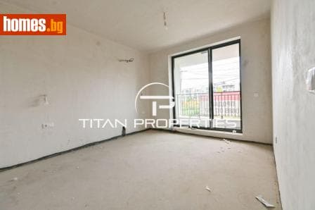Тристаен, 92m²
