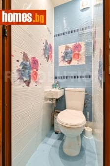 Тристаен, 87m²