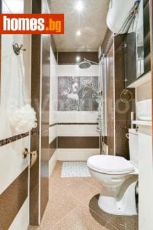 Тристаен, 87m²