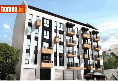 Тристаен, 87m²