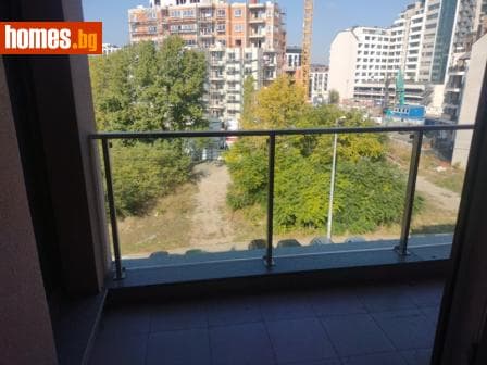 Тристаен, 144m²