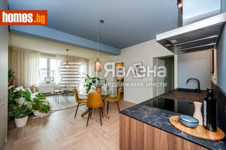 Тристаен, 106m²