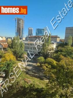Тристаен, 154m²