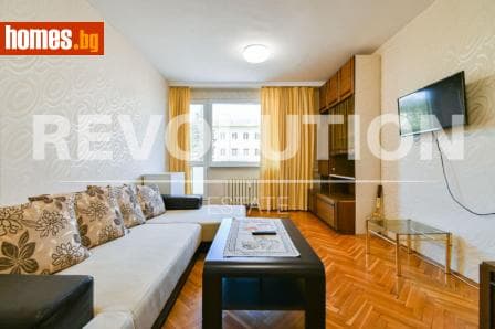 Тристаен, 84m²