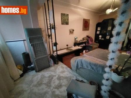 Двустаен, 65m²