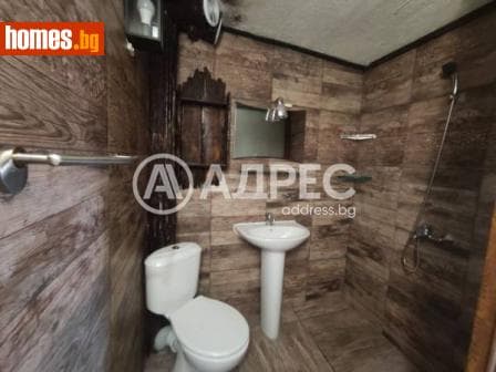 Двустаен, 84m²