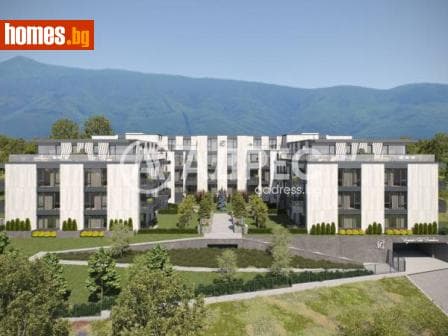 Тристаен, 106m²