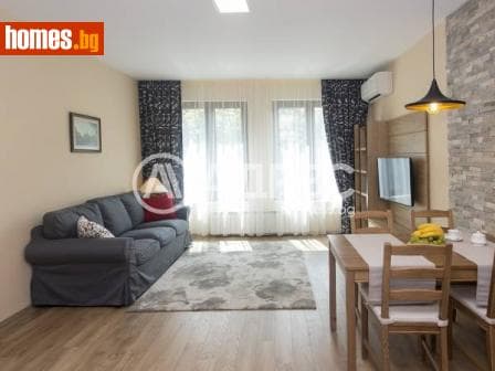 Тристаен, 86m²
