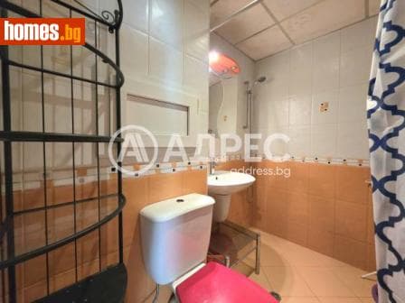 Двустаен, 70m²